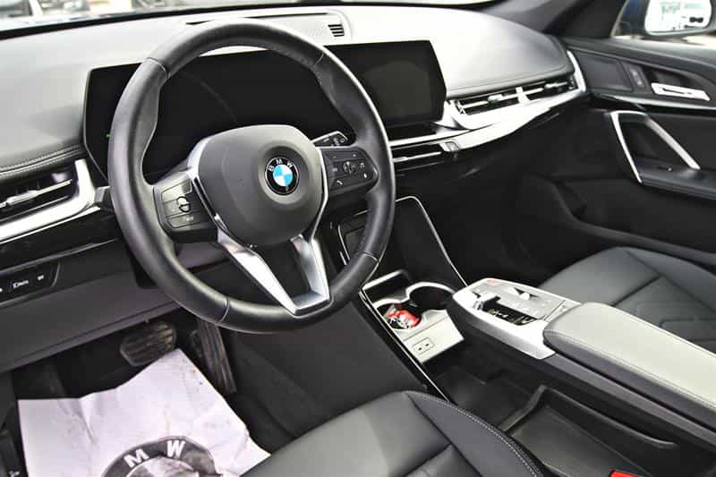 Image 11 BMW X1 xDrive28i 2025