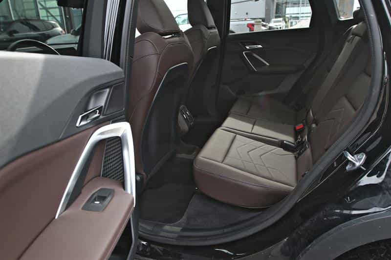 Image 17 BMW X1 xDrive28i 2025