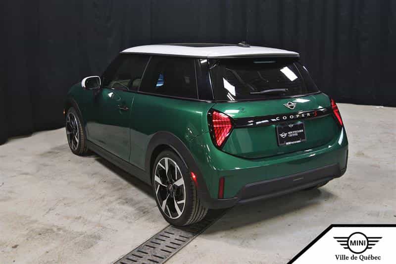 Image 10 Mini Cooper 3 Door 2025