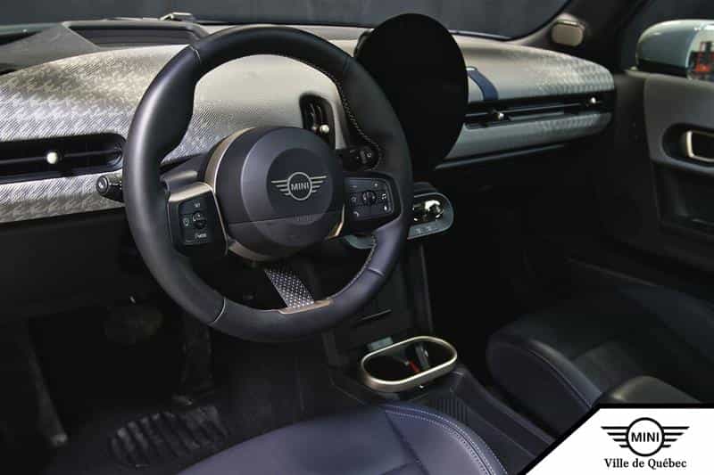 Image 11 Mini Cooper 3 Door 2025