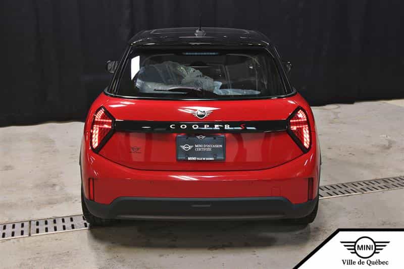 Image 7 Mini Cooper 5 Door 2025