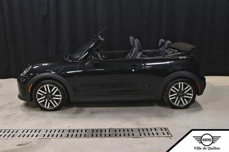 Image 5 Mini Cooper Convertible 2025