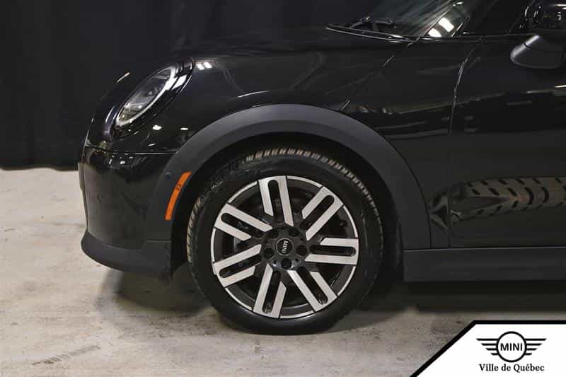 Image 6 Mini Cooper Convertible 2025