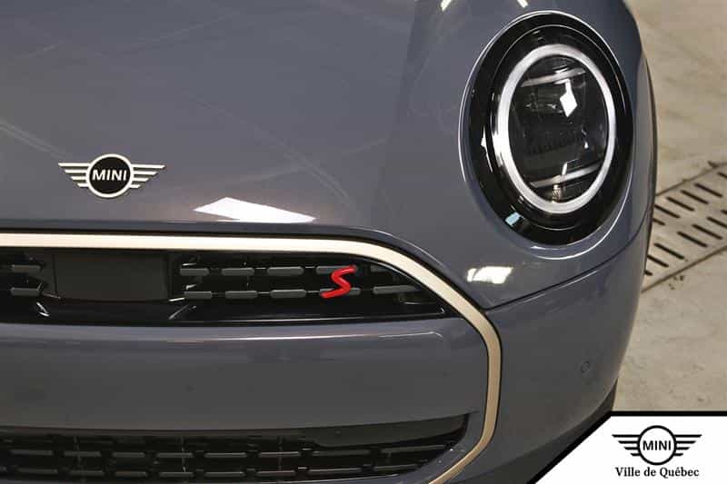 Image 4 Mini Cooper Convertible 2025