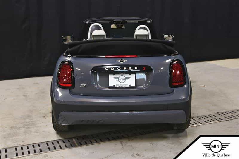 Image 7 Mini Cooper Convertible 2025