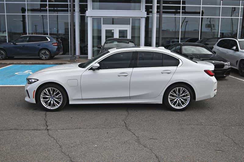 Image 5 BMW 330e Sedan 2024