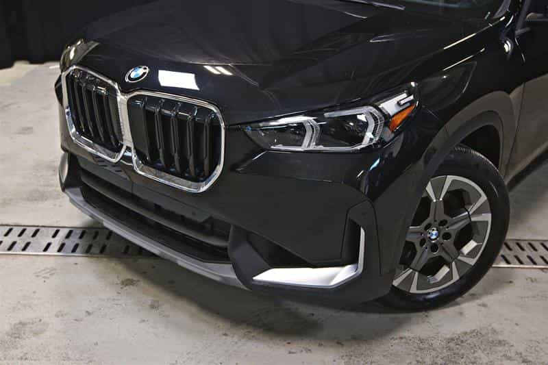 Image 2 BMW X1 xDrive28i 2023
