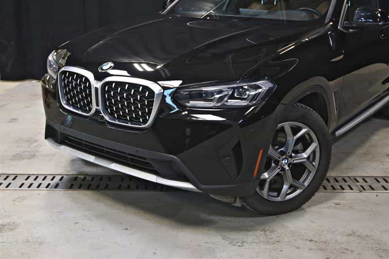 Image 2 BMW X4 xDrive30i 2024