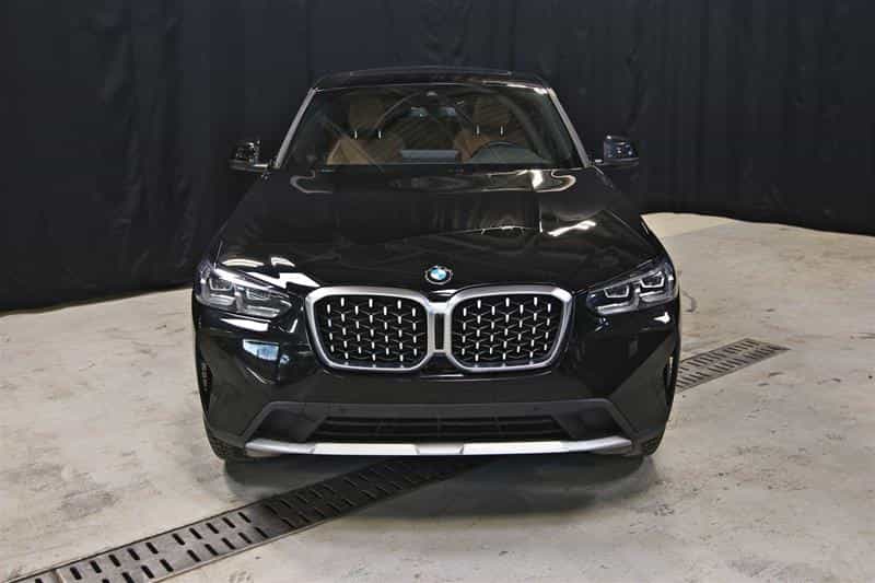 Image 3 BMW X4 xDrive30i 2024