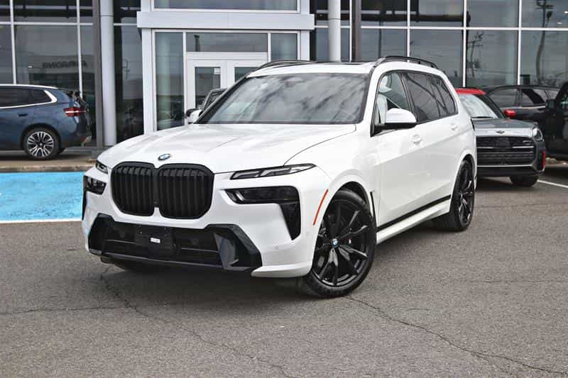 2025 BMW X7 xDrive40i - Image 1