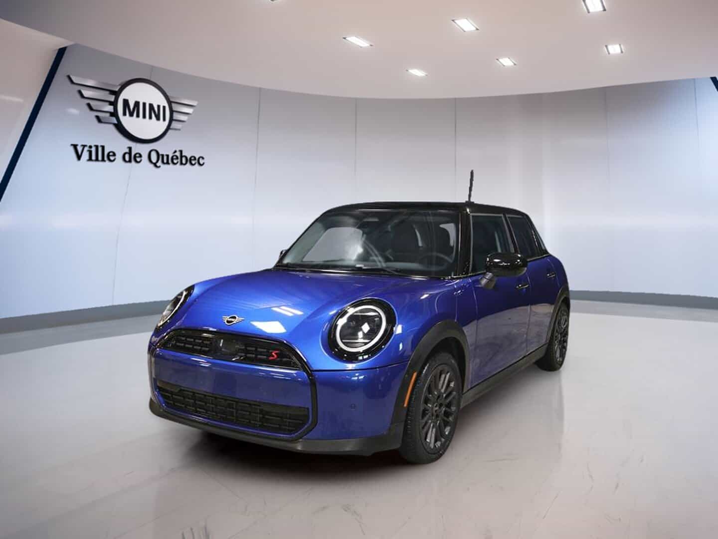 2025 Mini Cooper 5 Door - Image 1