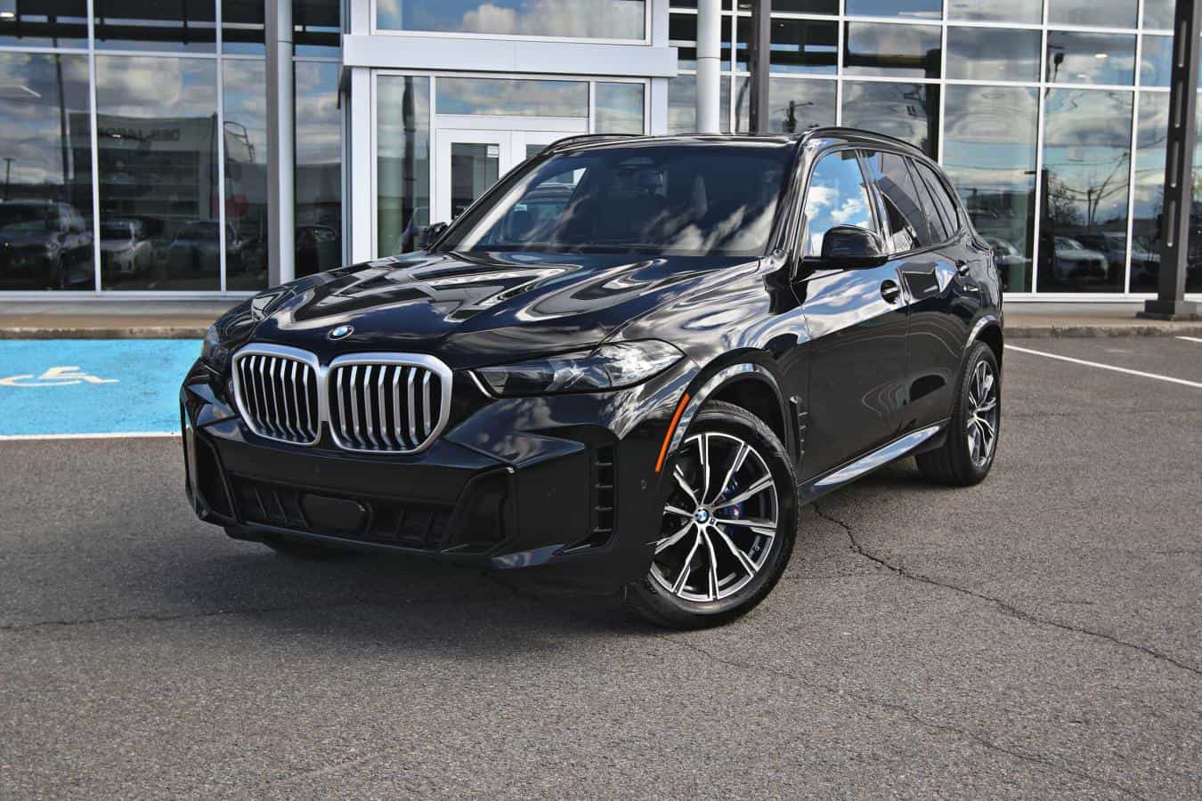 Image 1 BMW X5 xDrive40i 2024