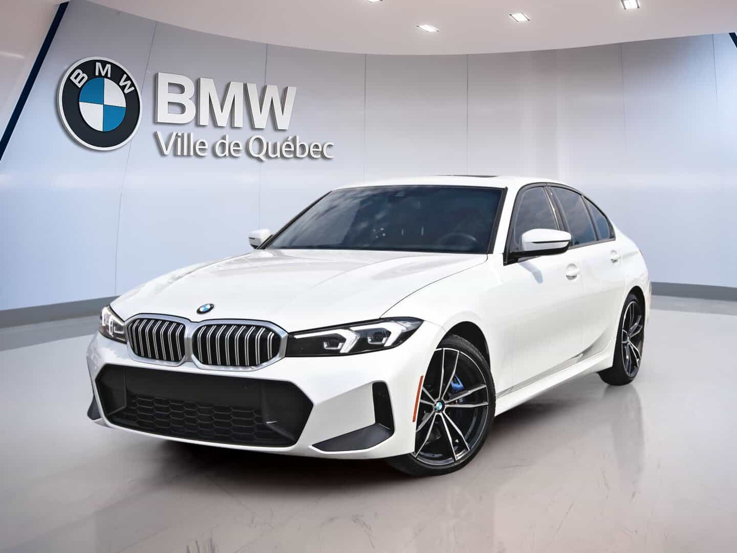 Image 1 BMW 330i xDrive Sedan 2023