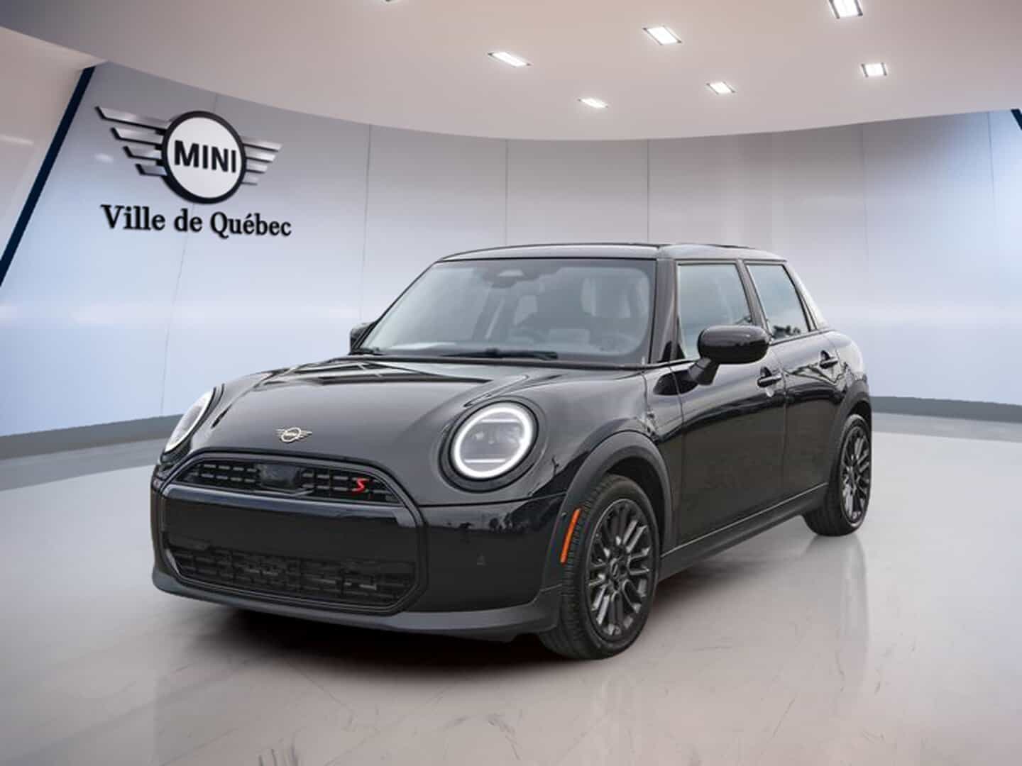 2025 Mini Cooper 5 Door - Image 1