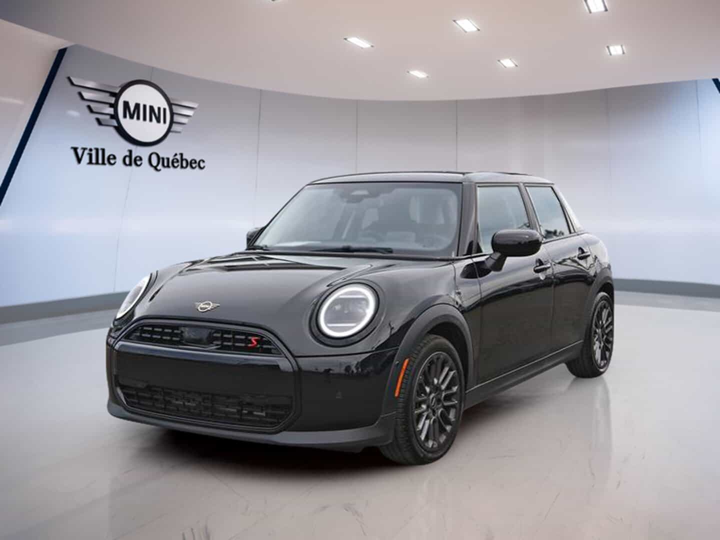 2025 Mini Cooper 5 Door - Image 1