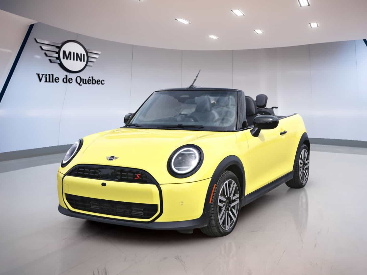 Image 1 Mini Cooper Convertible 2025
