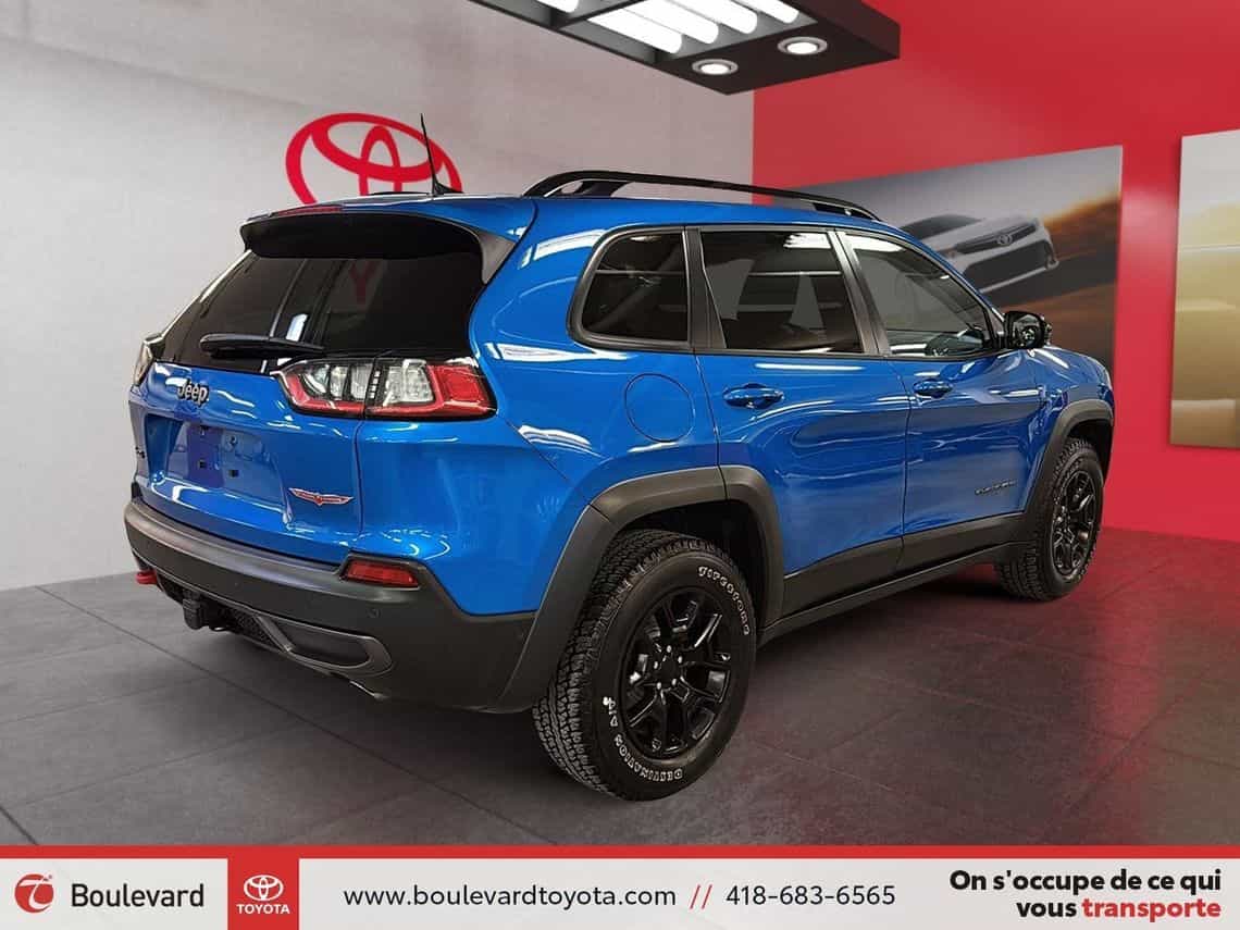 2022 Jeep Cherokee Trailhawk - Image 4