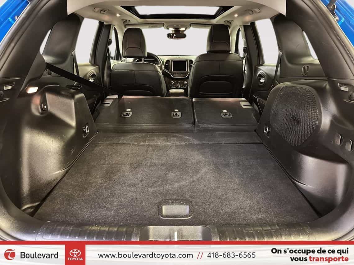 2022 Jeep Cherokee Trailhawk - Image 26