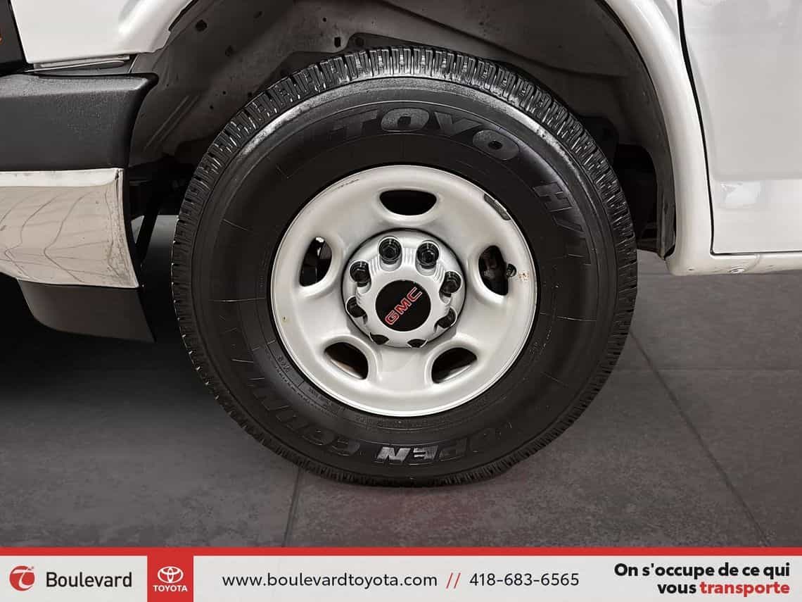 2023 GMC Savana 3500 Cube - Image 8