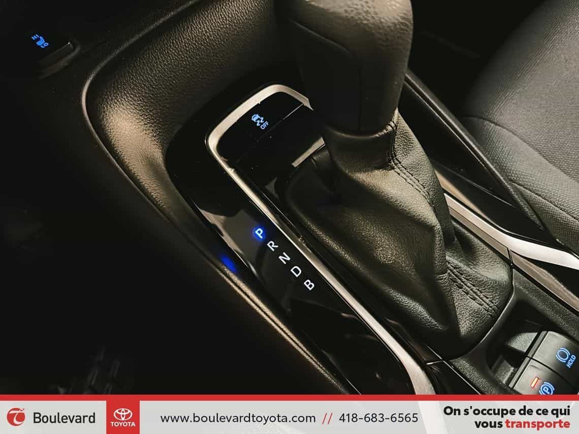 2022 Toyota Corolla Le - Image 19