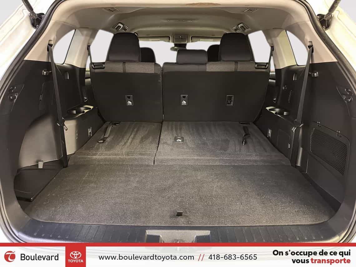 2023 Toyota Highlander Le - Image 27