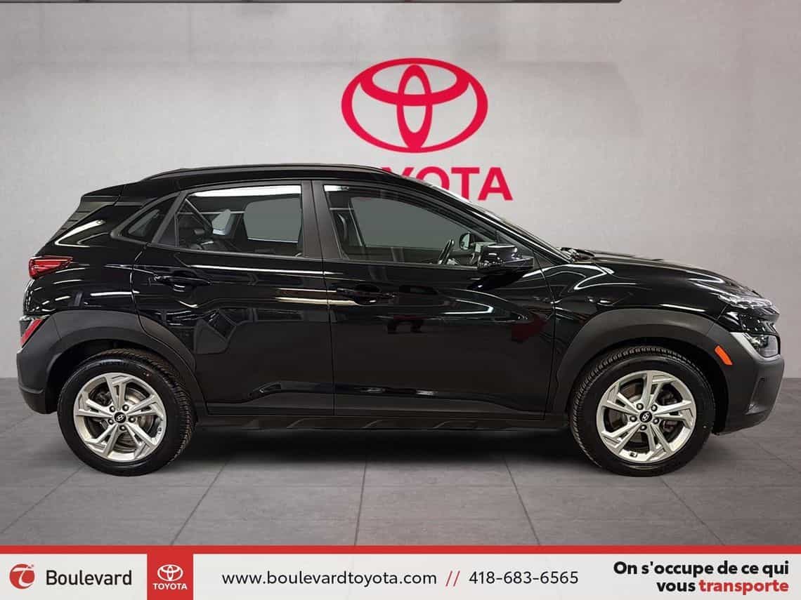 2023 Hyundai Kona Preferred - Image 3