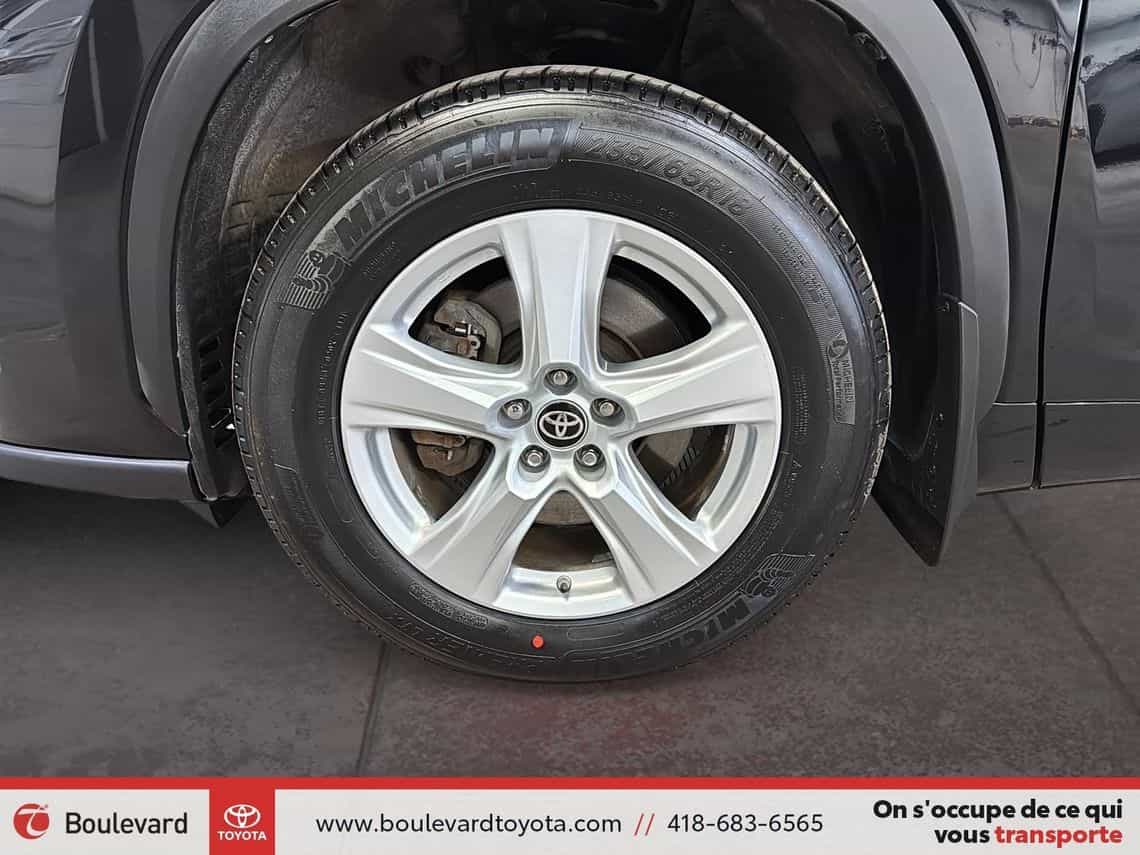 2024 Toyota Highlander Le - Image 8