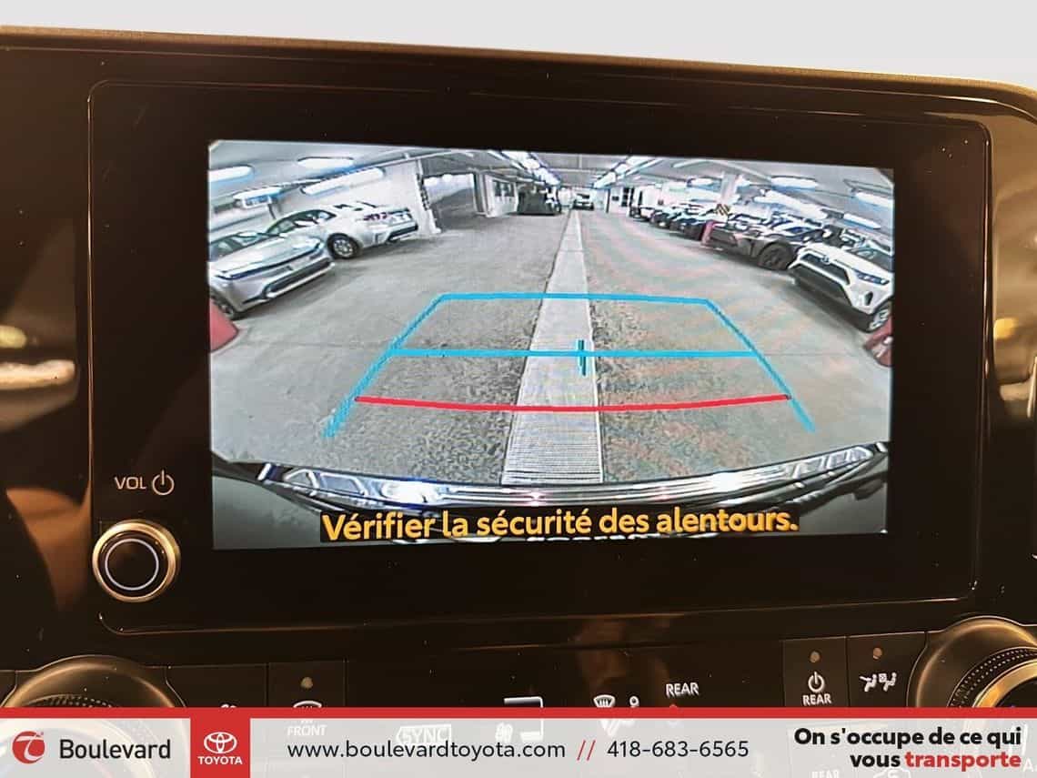 2024 Toyota Highlander Le - Image 19