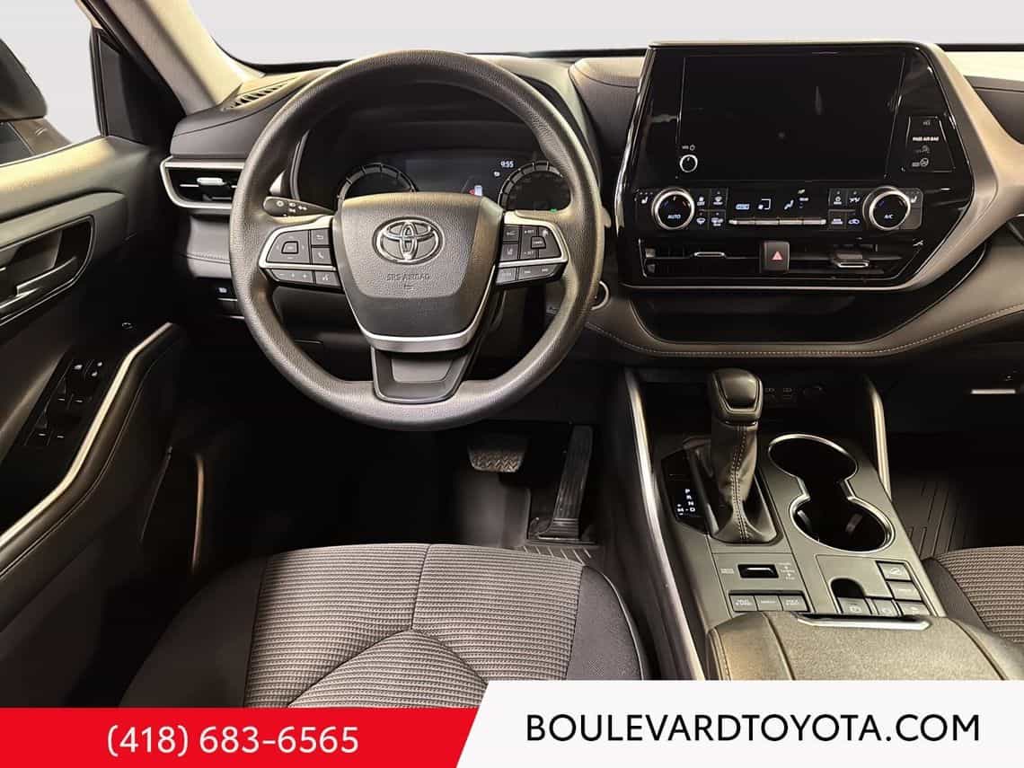 2024 Toyota Highlander Le - Image 25