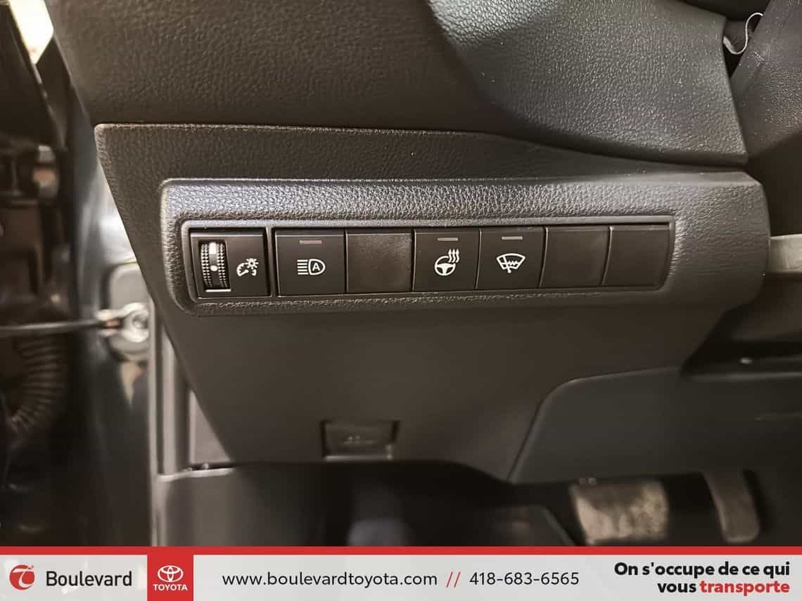 2021 Toyota Corolla Le - Image 13