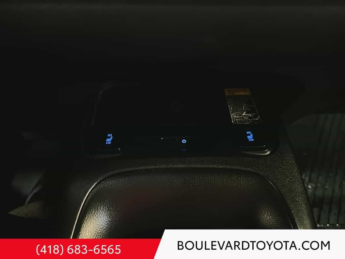 2021 Toyota Corolla Le - Image 25