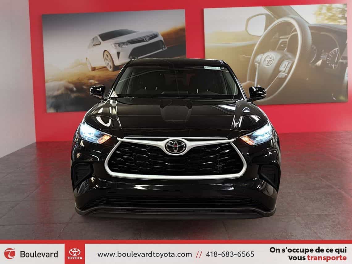 2024 Toyota Highlander Le - Image 2