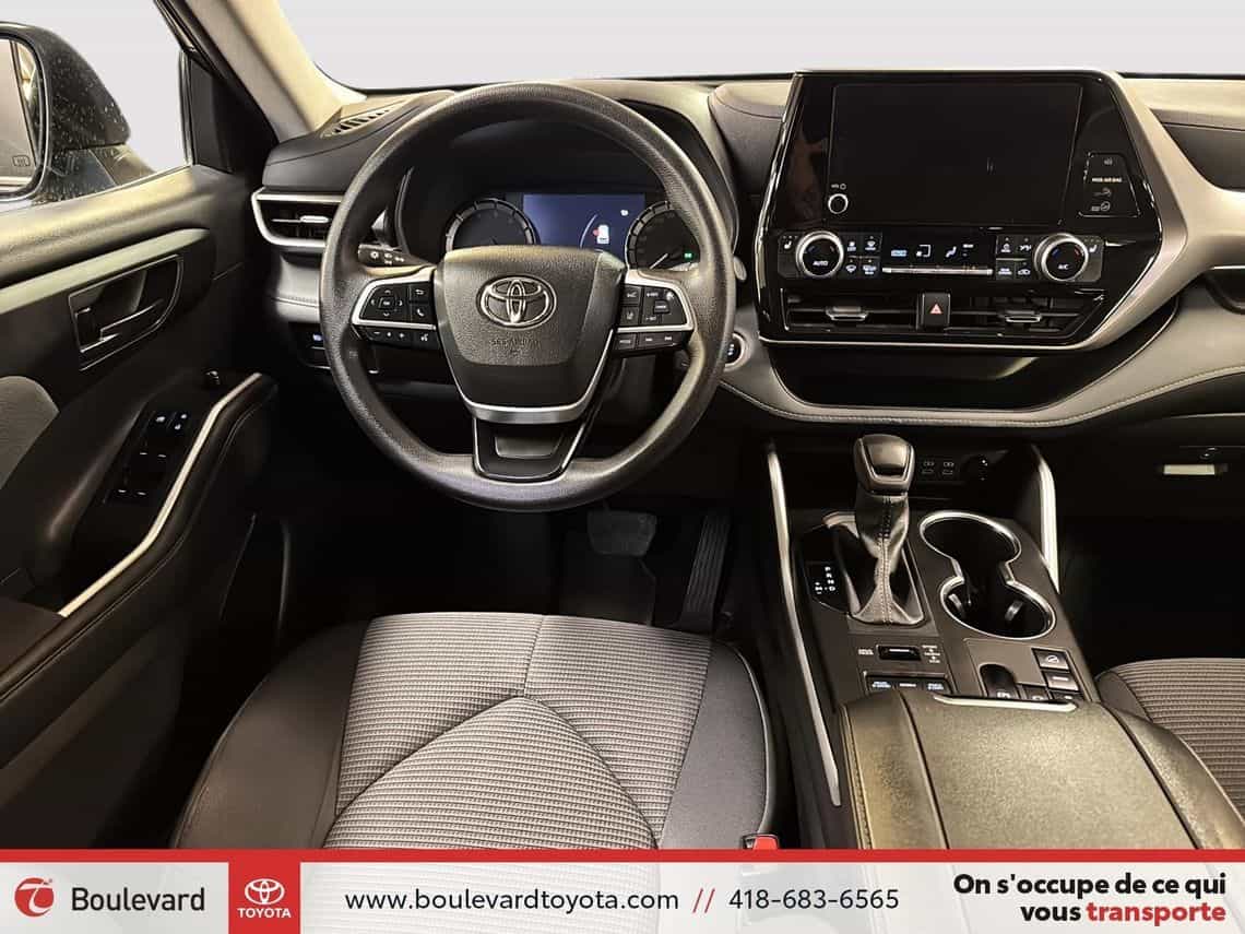 2024 Toyota Highlander Le - Image 21