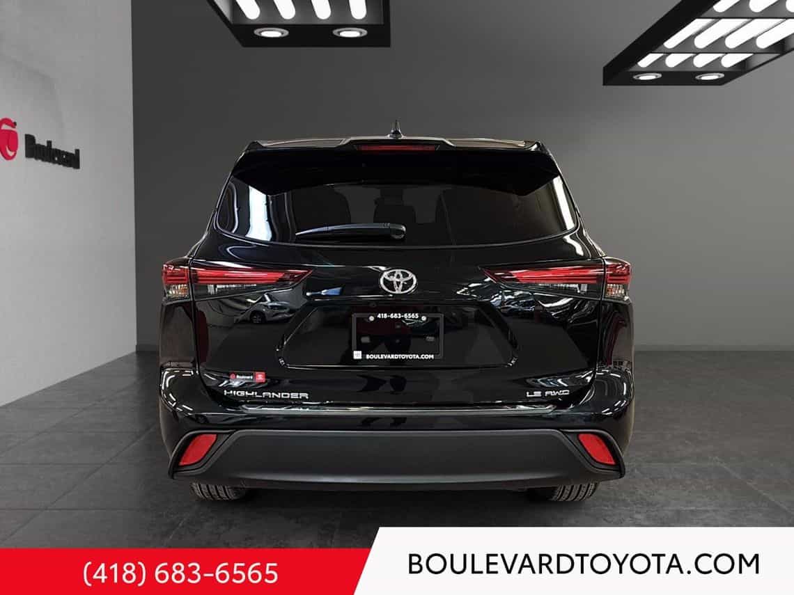 2024 Toyota Highlander Le - Image 11