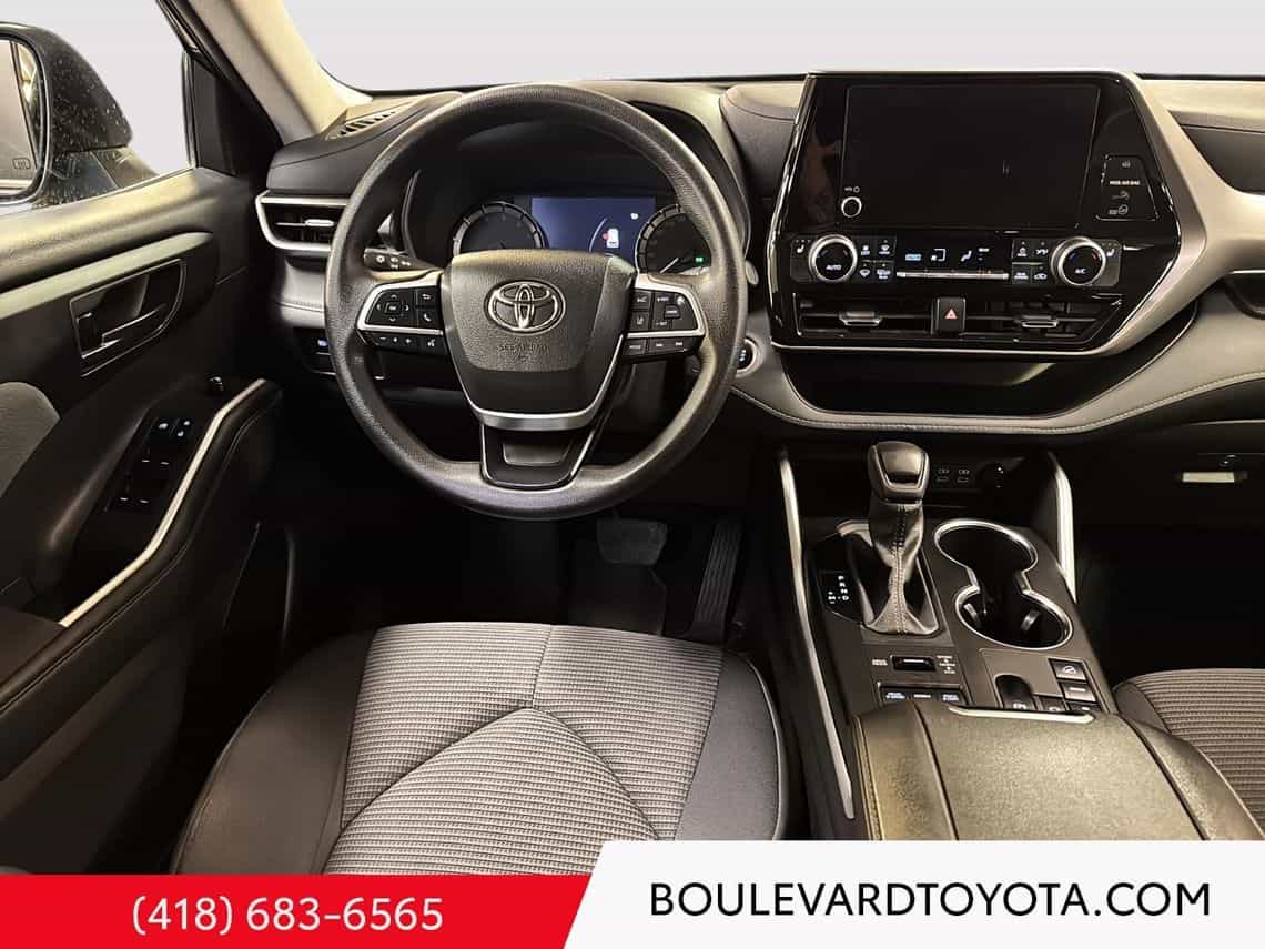 2024 Toyota Highlander Le - Image 21