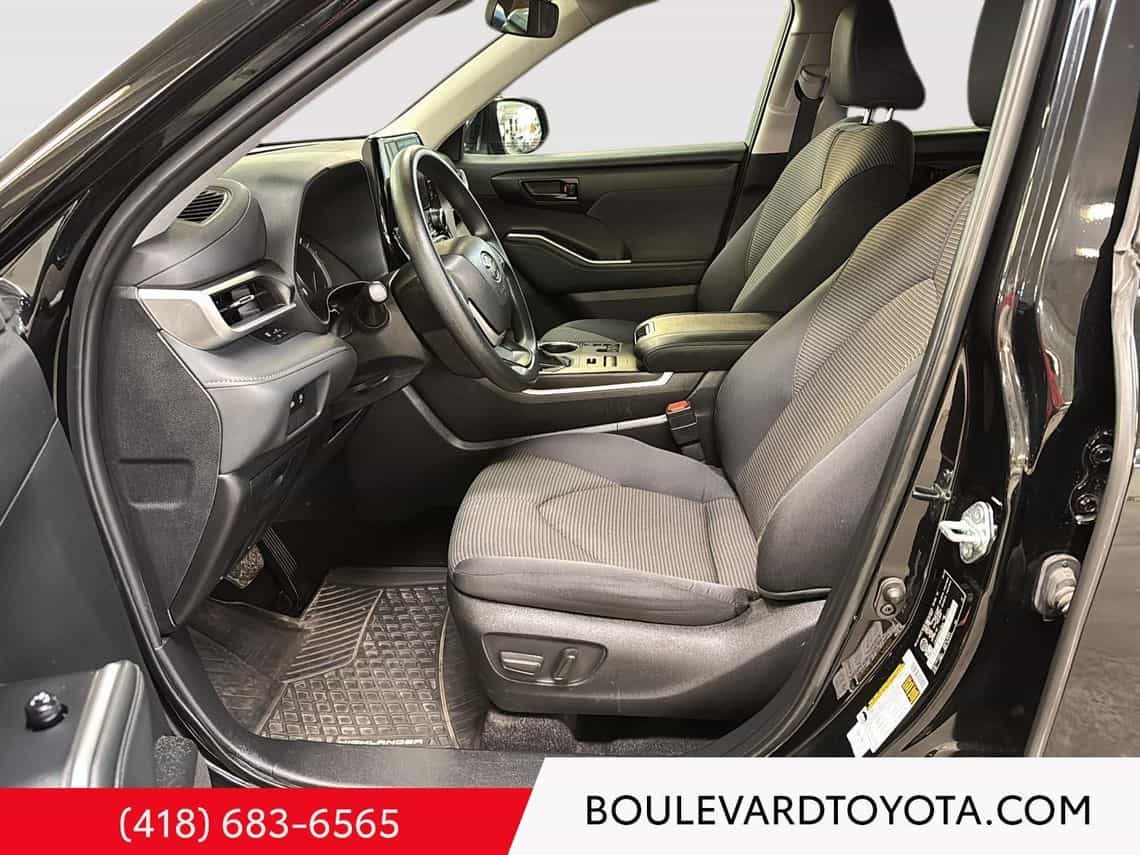 2024 Toyota Highlander Le - Image 22