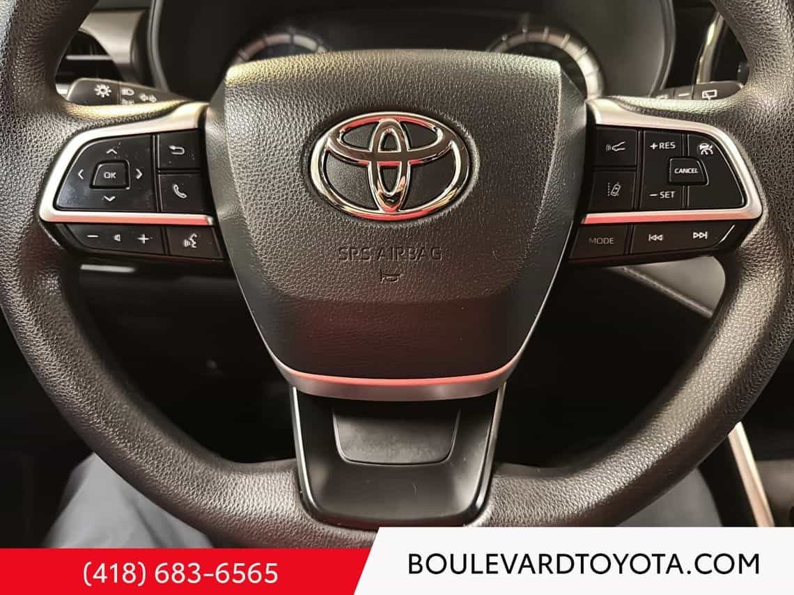 2024 Toyota Highlander Le - Image 27