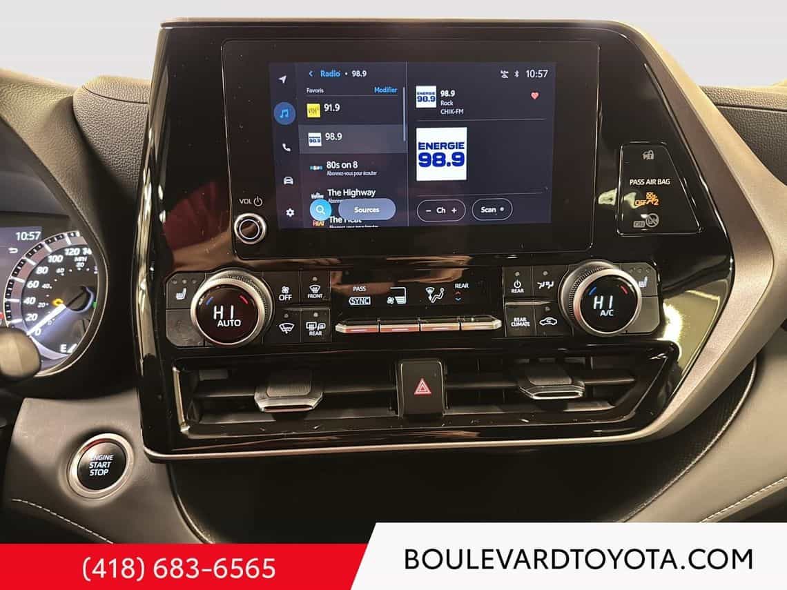 2024 Toyota Highlander Le - Image 32