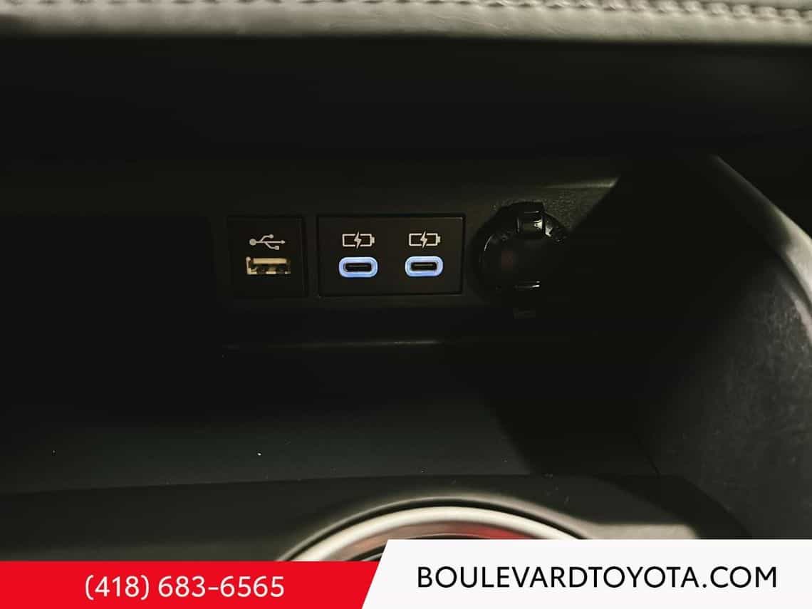 2024 Toyota Highlander Le - Image 33