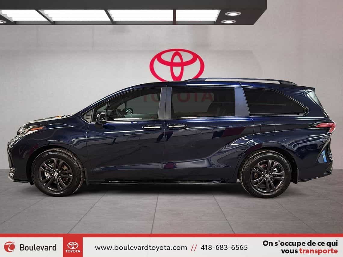 2025 Toyota Sienna Xse Hybride - Image 9