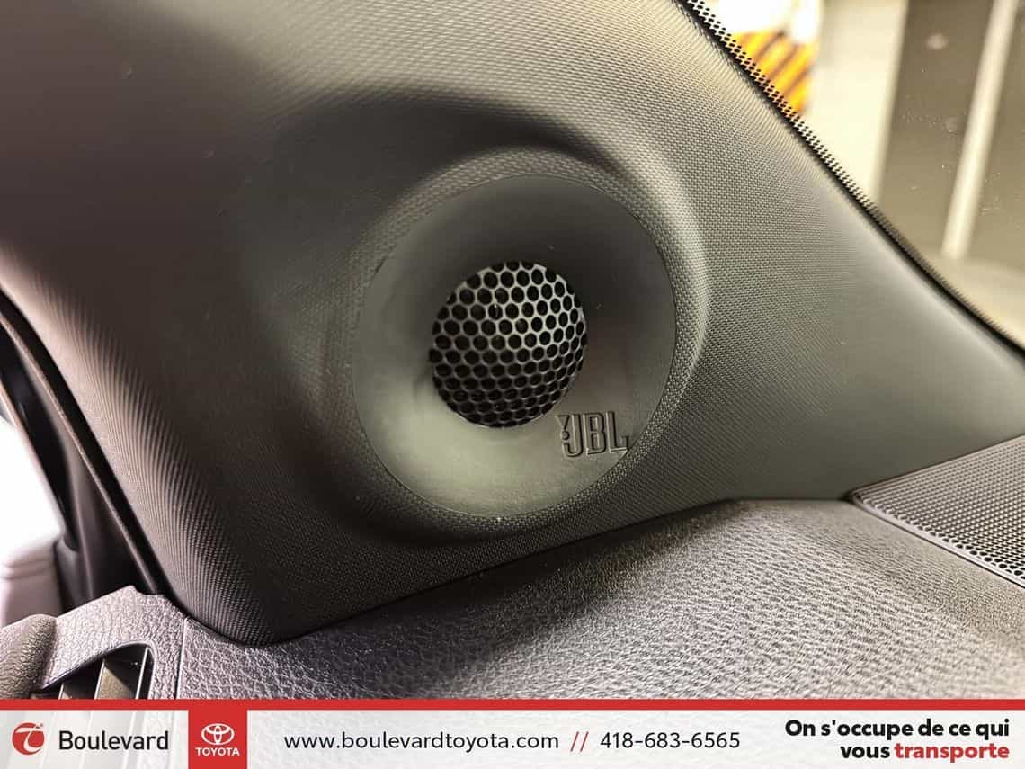 2025 Toyota Sienna Xse Hybride - Image 22