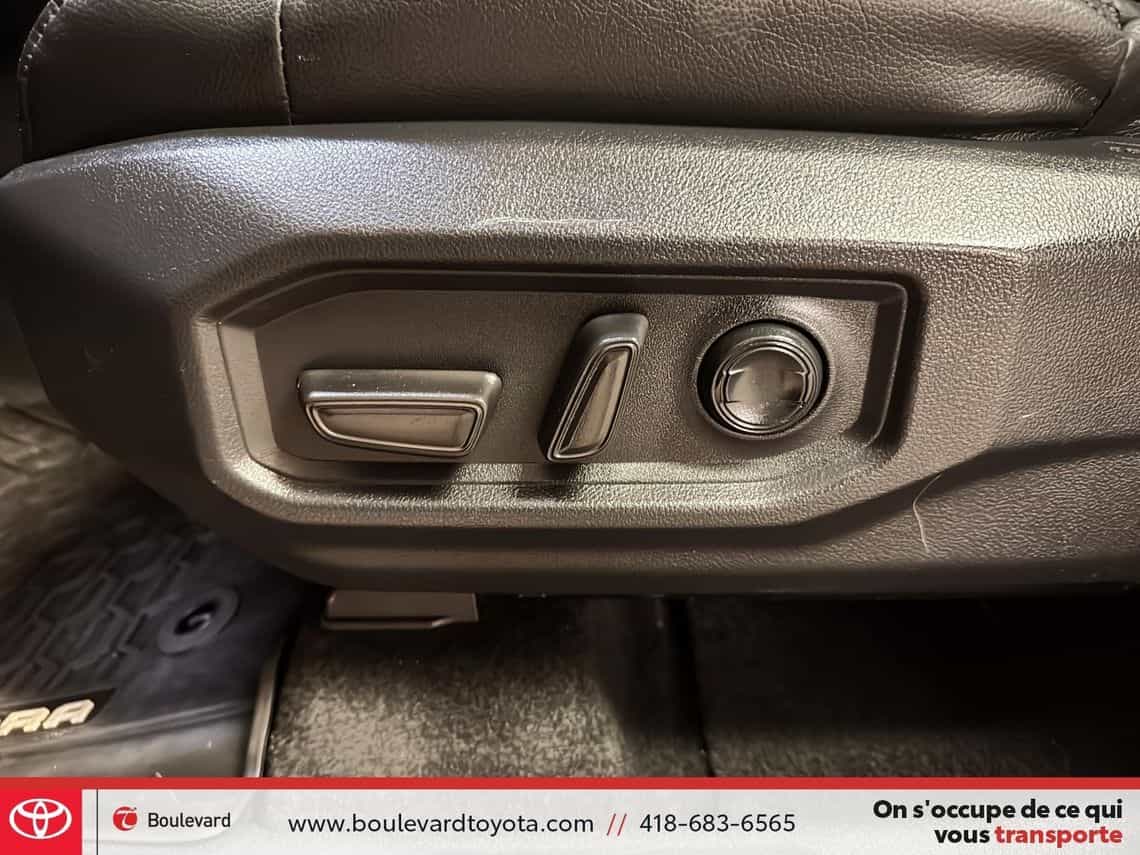 2022 Toyota Tundra Limited - Image 20