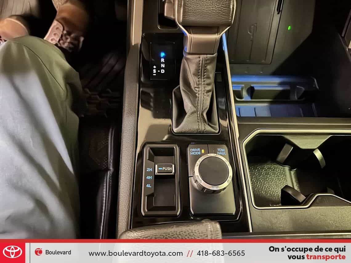 2022 Toyota Tundra Limited - Image 39