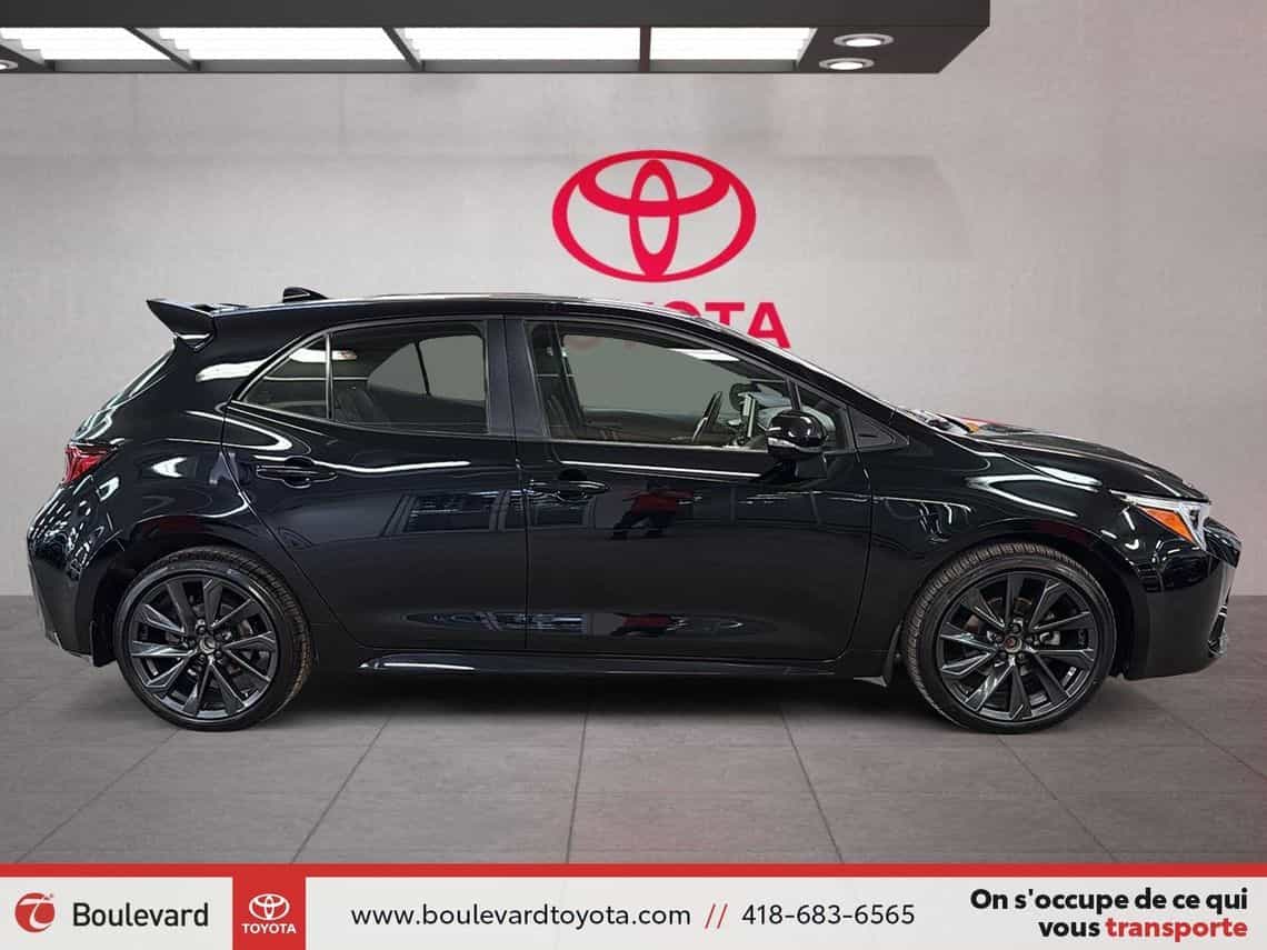 2023 Toyota Corolla Se - Image 3