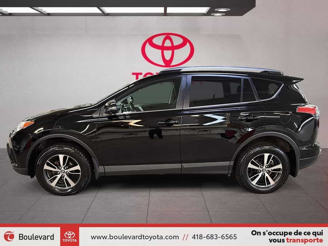 2018 Toyota Rav4 Le - Image 7