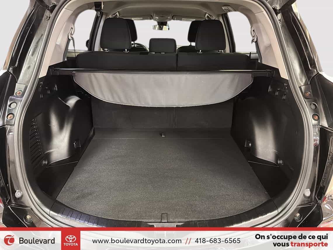 2018 Toyota Rav4 Le - Image 21