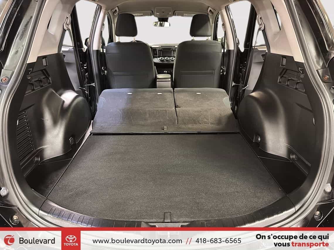 2018 Toyota Rav4 Le - Image 22