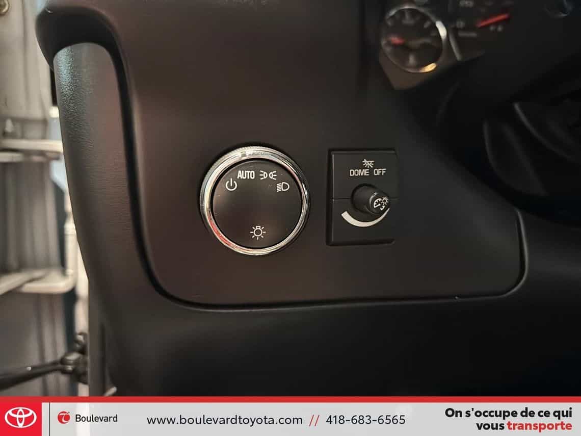 Image 11 GMC Savana 3500 Cube 2023