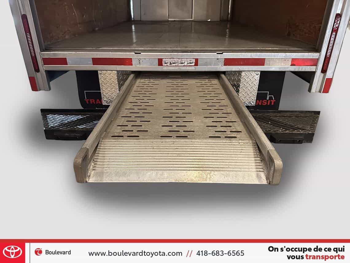 Image 19 GMC Savana 3500 Cube 2023