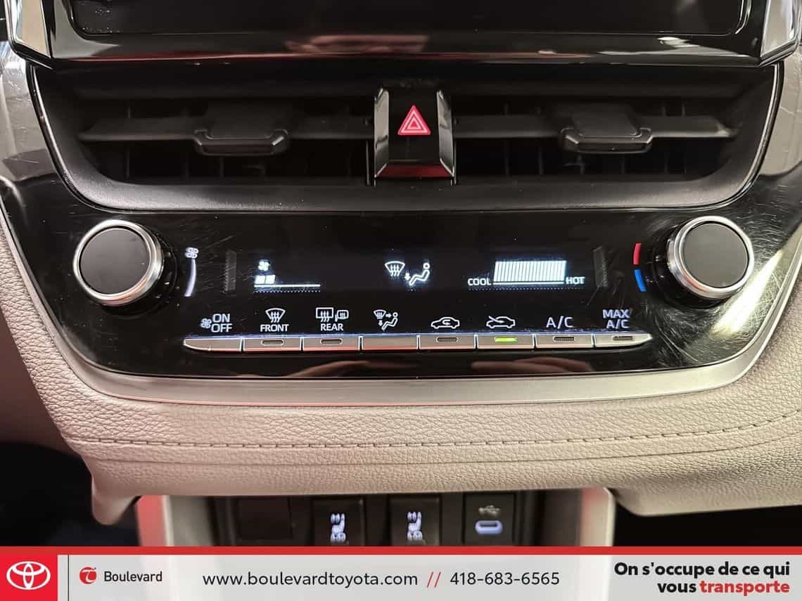 2023 Toyota Corolla Cross L - Image 15